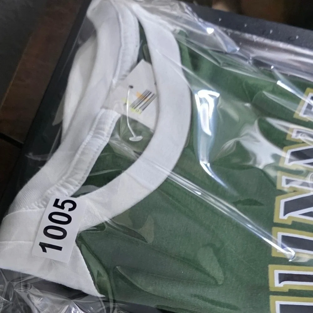Guinness Ireland Juniors XL Green White Raglan Graphic Cropped T-Shirt - Picture 8 of 8